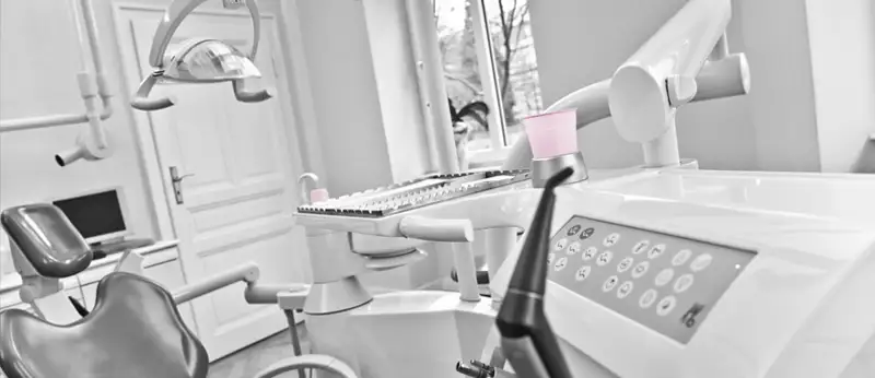 Dental Corner Zahnarzt: Praxisstuhl