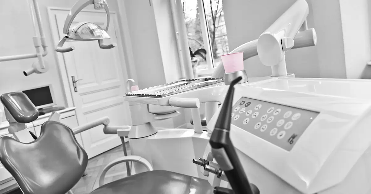 Dental Corner Zahnarzt Frankfurt: Praxisstuhl